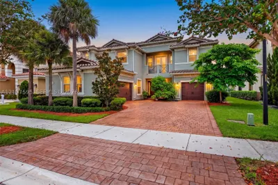 8960 Lakeview Pl 1