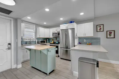 3100 NE 49th Street #503 1