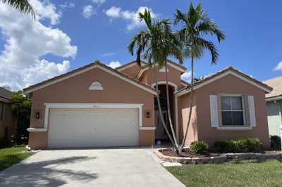 9514 Lago Drive 1