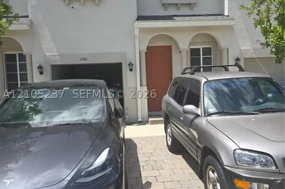 1141 NW 208th Ter 1