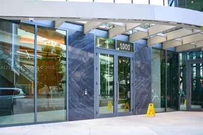 1000 Brickell Plz #1909 1