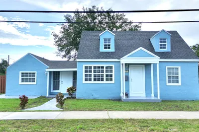 307 4th Street 1