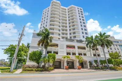 9751 E Bay Harbor Dr #9D 1