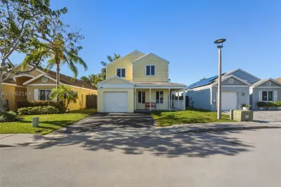 235 SW 159th Way 1