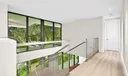 100 Hampton Ln Photo