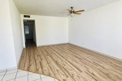 164 Mansfield D 1