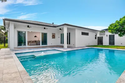 301 Pilgrim Road 1