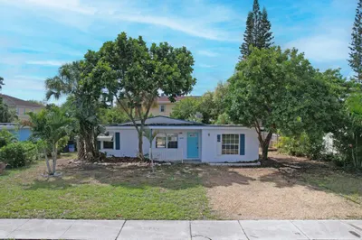 2658 Lorraine Court 1