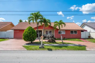 2080 SW 139 Ave 1