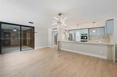 20441 NE 30th Ave #202-9 1