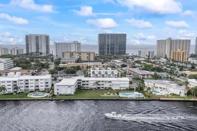 1001 N Riverside Drive #104 1