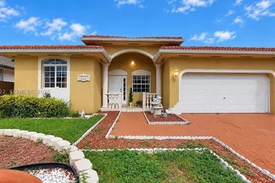 18201 SW 144th Ct 1