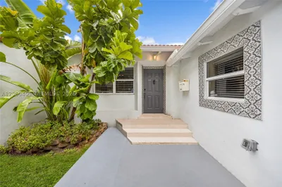 1324 Normandy Dr 1