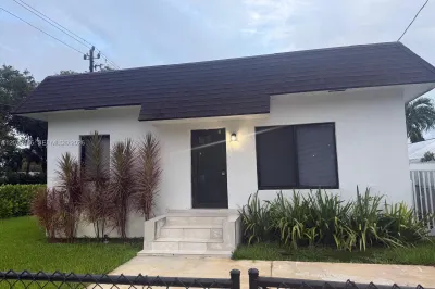 1800 NW 18th Ter 1