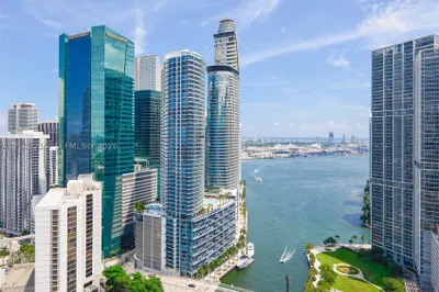 200 Biscayne Boulevard Way #3905 1