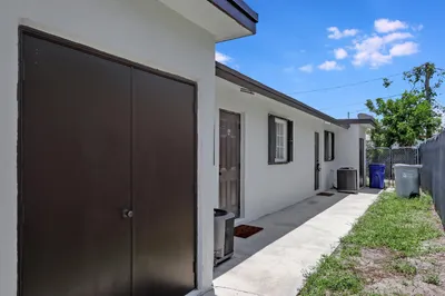 350 NE 25th Court 1