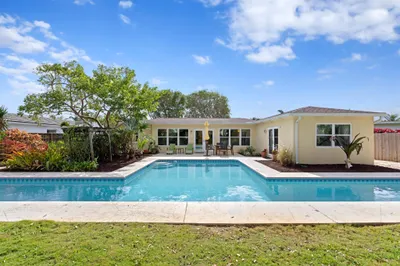 231 Alhambra Place 1