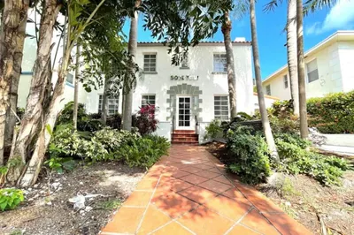 1018 Jefferson Ave 1