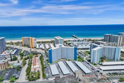 301 N Ocean Boulevard #307 1