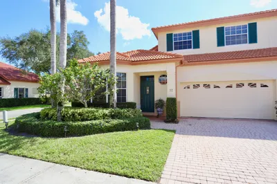77 SpyGlass Way