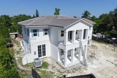 8250 SW 130th St 1