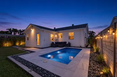 1309 N Palmway 1