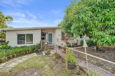 3630 SW 40th Street 1