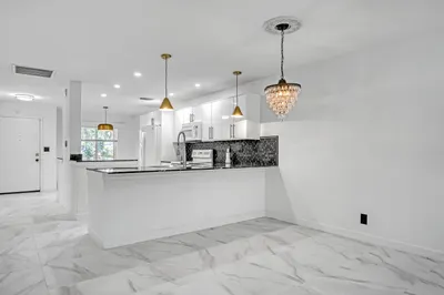 13233 Lucinda Palm Court #B 1
