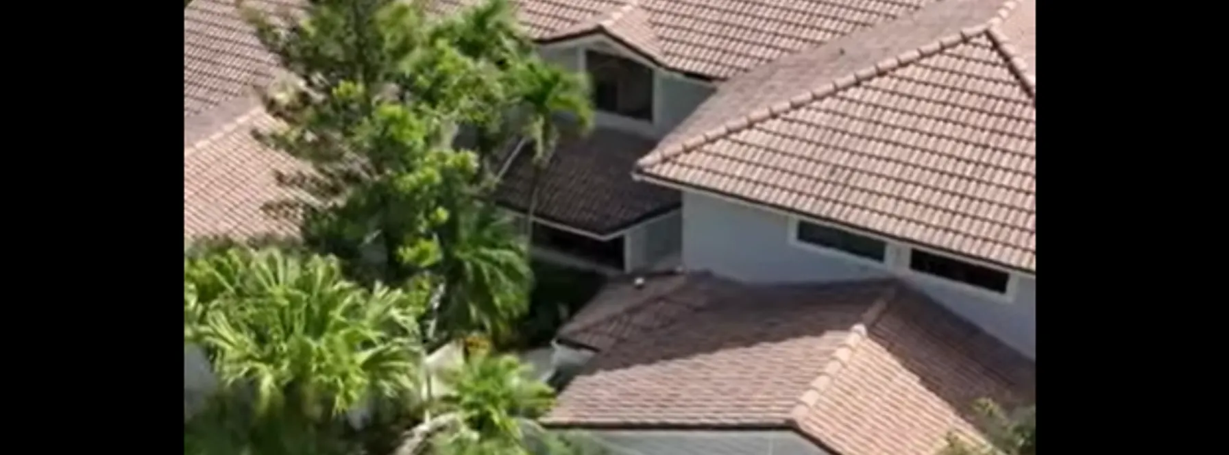 525 Prestwick Circle, Palm Beach Gardens, FL 33418