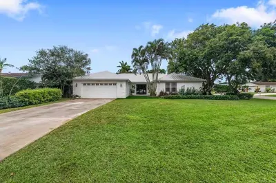 4430 Daffodil Circle N 1