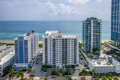 6917 Collins Ave #404 1