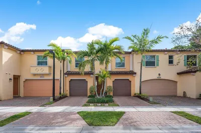 4607 Mediterranean Circle 1