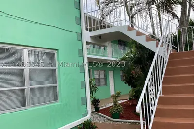 2428 Taylor St #5 1