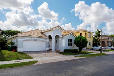 4555 NW 95th Ave 1