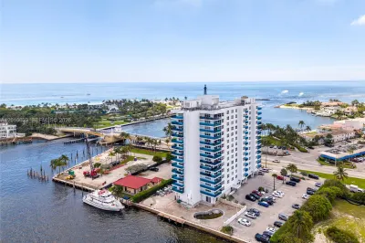 2639 N Riverside Dr #501 1