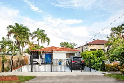 3610 SW 14th St 1