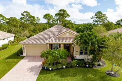 7675 Fieldstone Ranch Sq Square 1