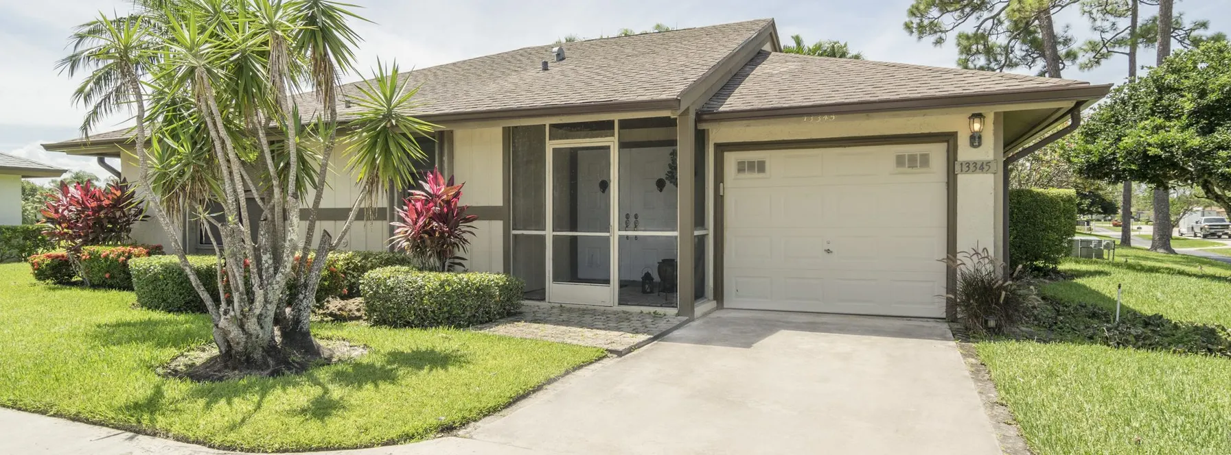 Just Listed | Exciting in Eastpointe | 13345 Cross Pointe Drive