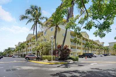 1501 E Broward Boulevard #705 1