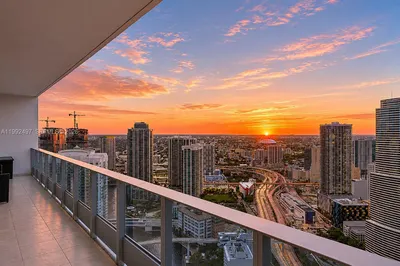 200 Biscayne Boulevard Way #5009 1
