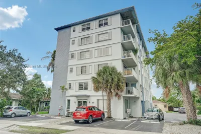 1701 Washington St #402 1