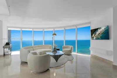 17555 Collins Ave #3204 1