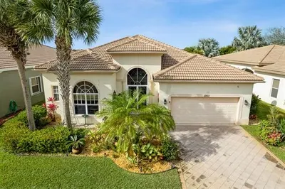 1763 Belmont Circle Sw 1