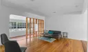 HOUSE 3/2