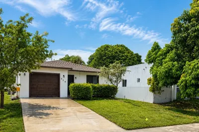 529 NW 16th Ave 1