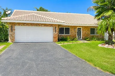 10601 NW 7th Place 1