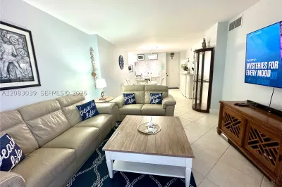 1950 S Ocean Dr #2C 1