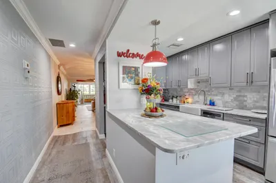 1395 SW 27th Avenue #103 1