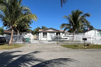 19633 SW 123rd Ave 1