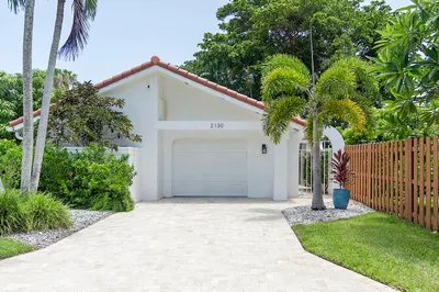 2130 NW 12th Street 1
